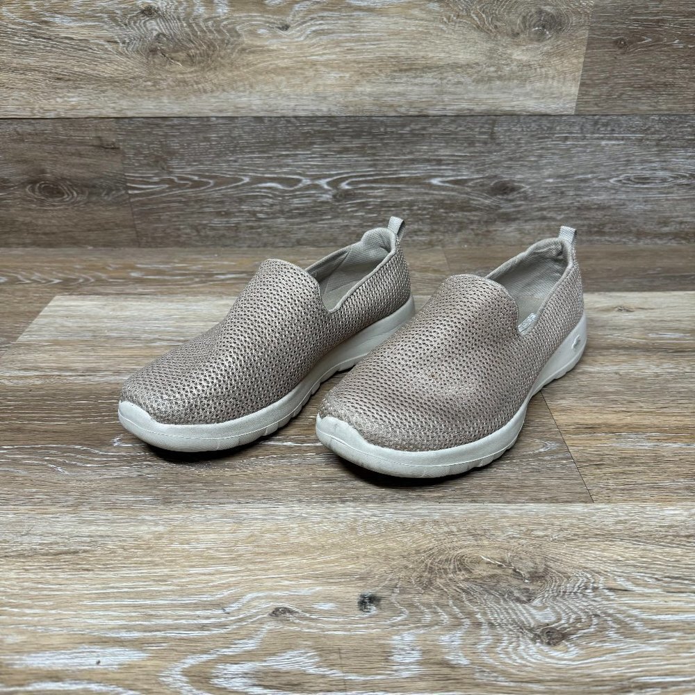 Skechers Goga max Gen 5 Taupe Slip On Comfort Sneakers Women s Size 9.5